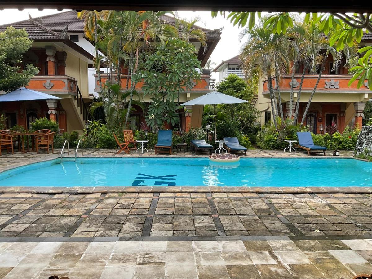 Hotel Grand Kumala Bali Legian  Exterior photo