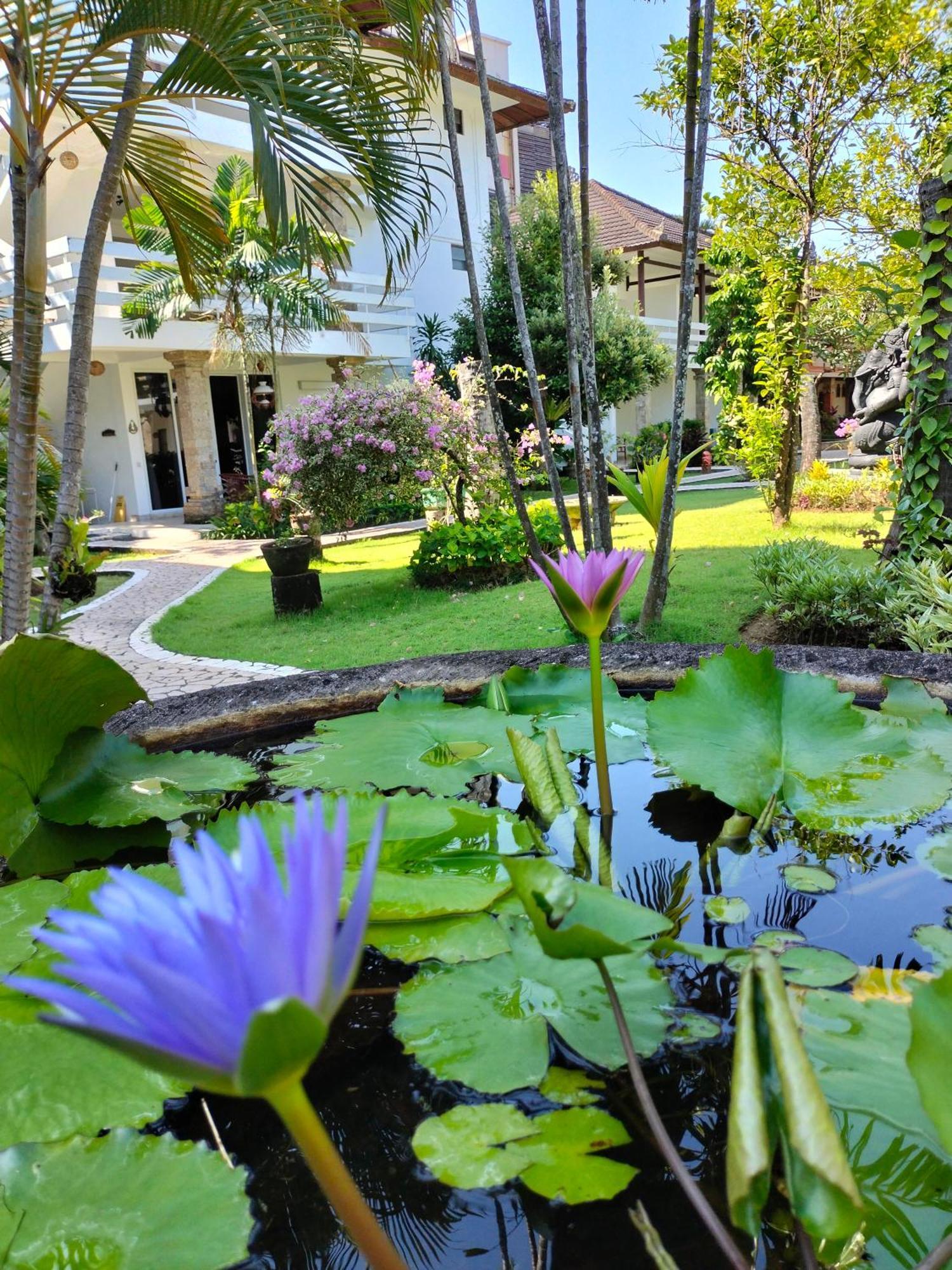 Hotel Grand Kumala Bali Legian  Exterior photo